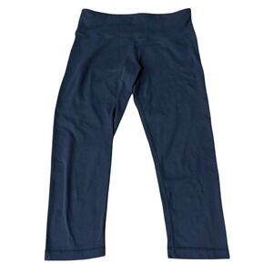 Lululemon Capri Women's Size‎ 8 Logo Cropped Black Leggings